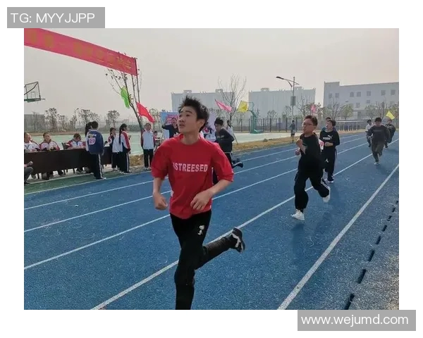 重庆街舞队在世界攀岩锦标赛中的拼搏历程与梦想追逐